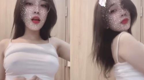 Thùy Dương múp máp vú đẹp rên sướng