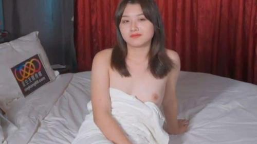 Để trả thù ông chồng tồi tệ, cô vợ cứ gặp đàn ông nào là cho địt