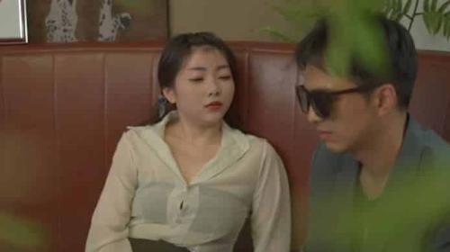 Anh trai làm thịt em họ dễ thương khi bị anh chuốc cho say